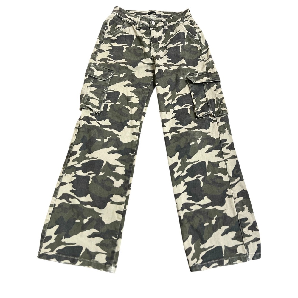 L and M Black Label Womens Camo Cargo Pants Size S Utility Pockets Comfort Denim